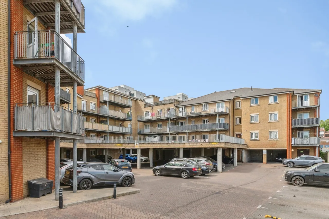 Thames Road, Grays, Essex, RM17, photo 21