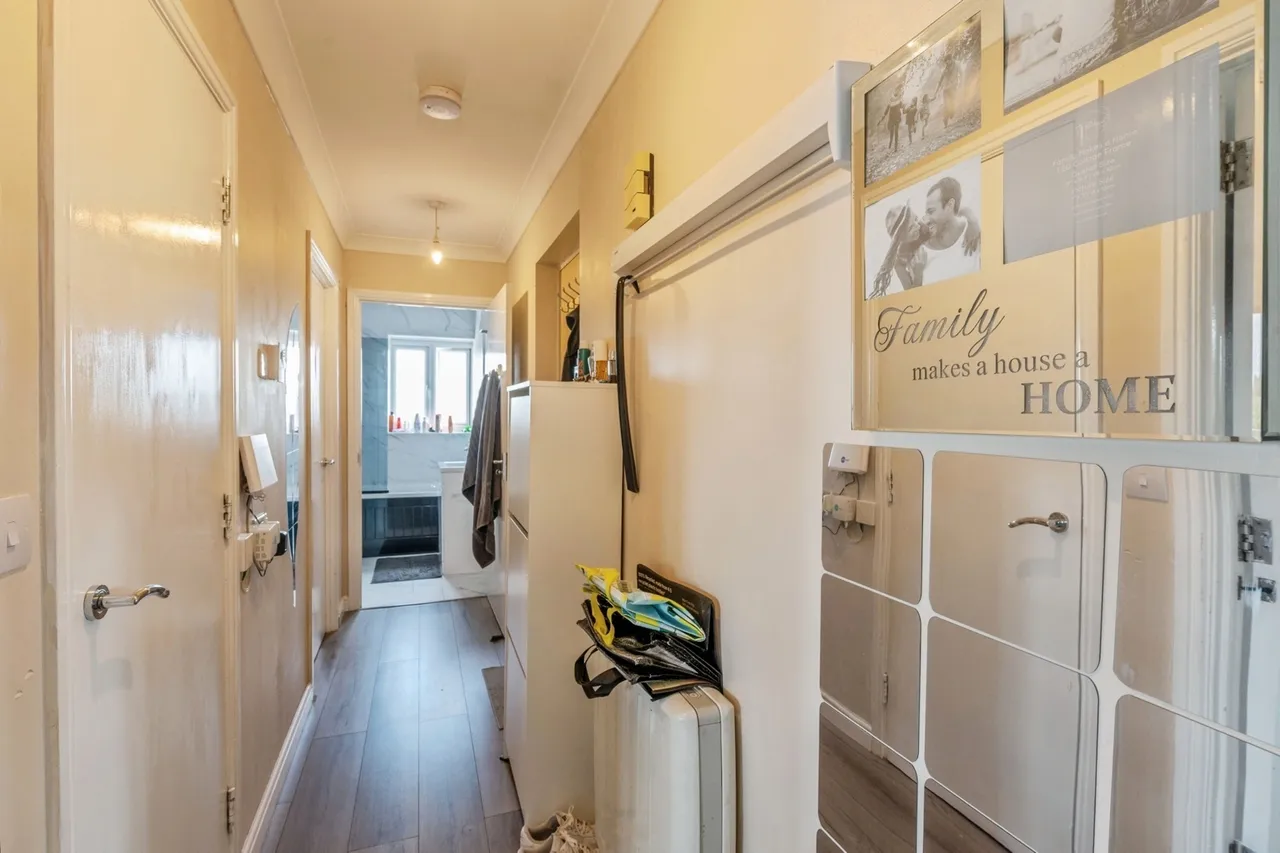 Thames Road, Grays, Essex, RM17, photo 5