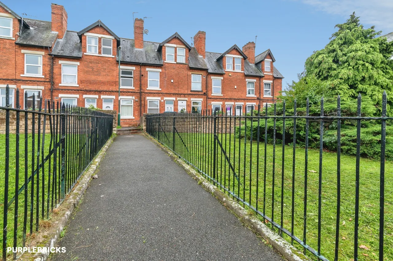 2 bed house for sale, Victoria Terrace, Nottingham, NG2