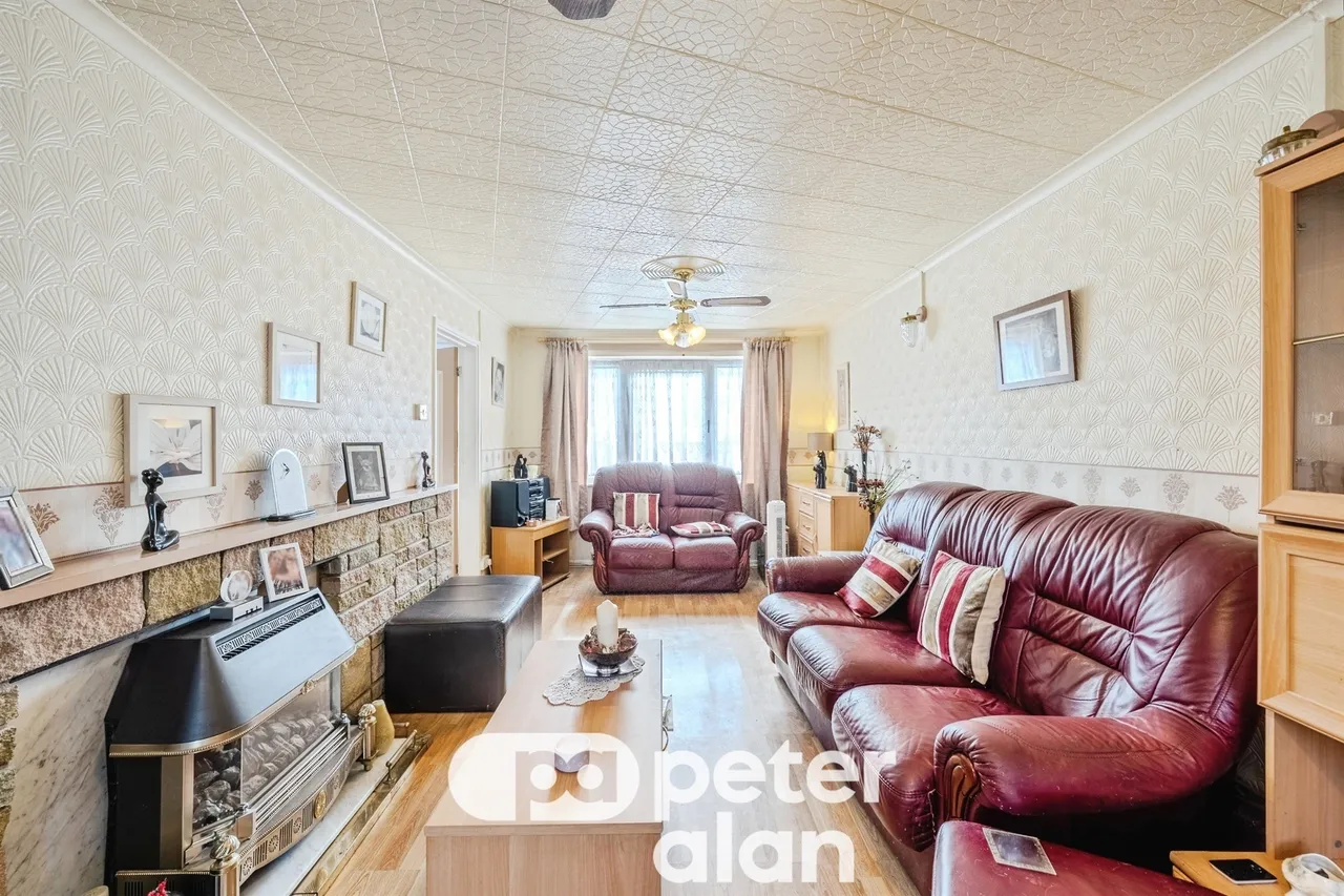 Quilter Close, Newport, NP19, photo 2