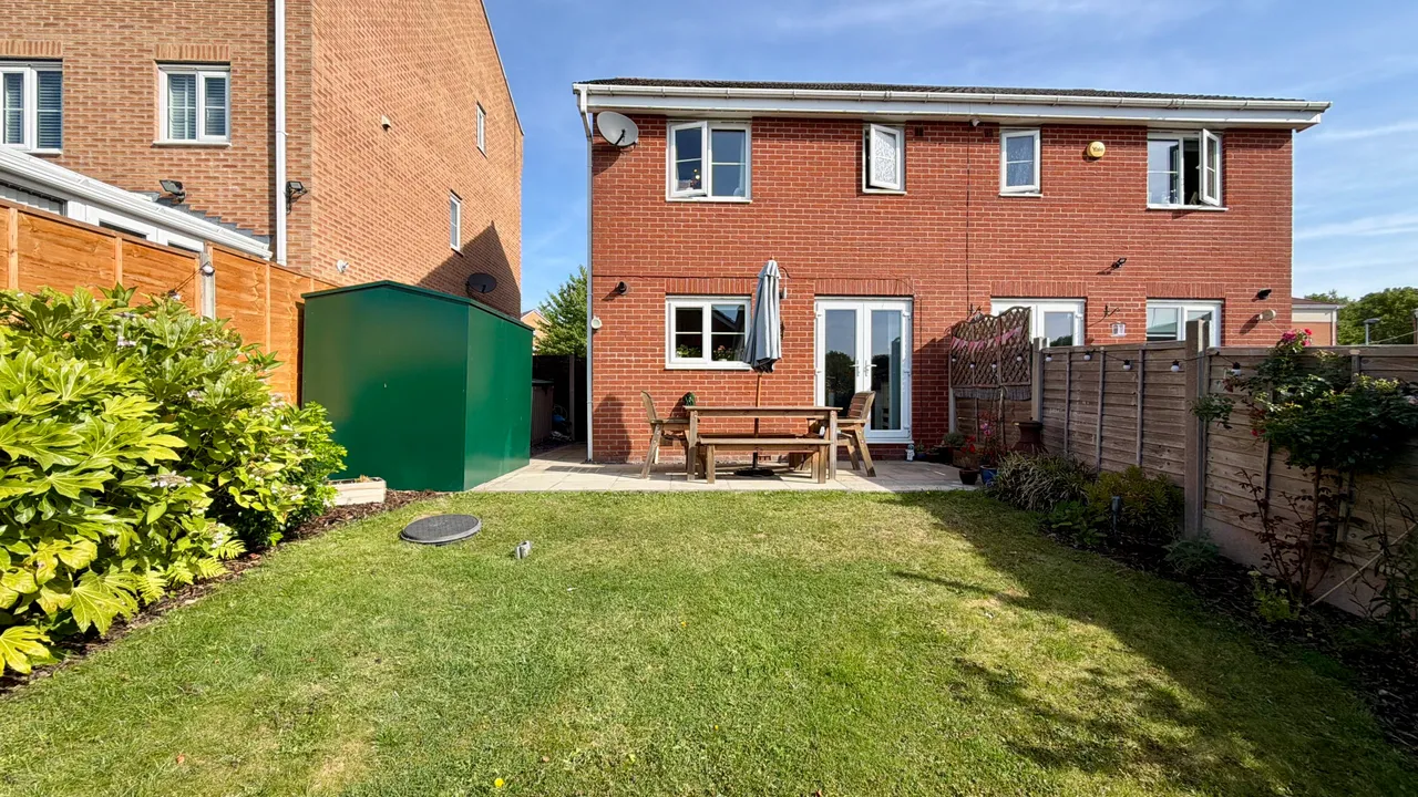 Zorbit Mews, Hyde, SK14, photo 19