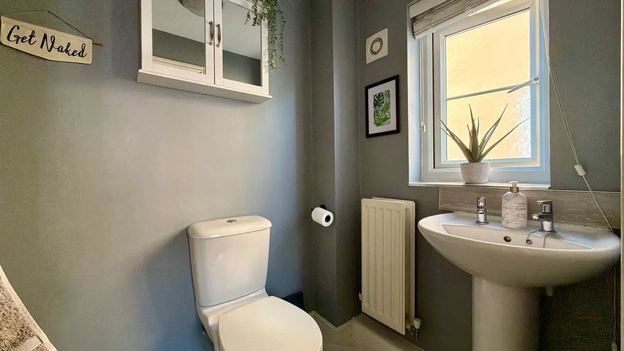 Zorbit Mews, Hyde, SK14, photo 12