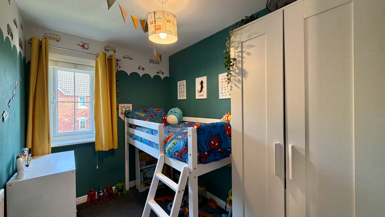 Zorbit Mews, Hyde, SK14, photo 17
