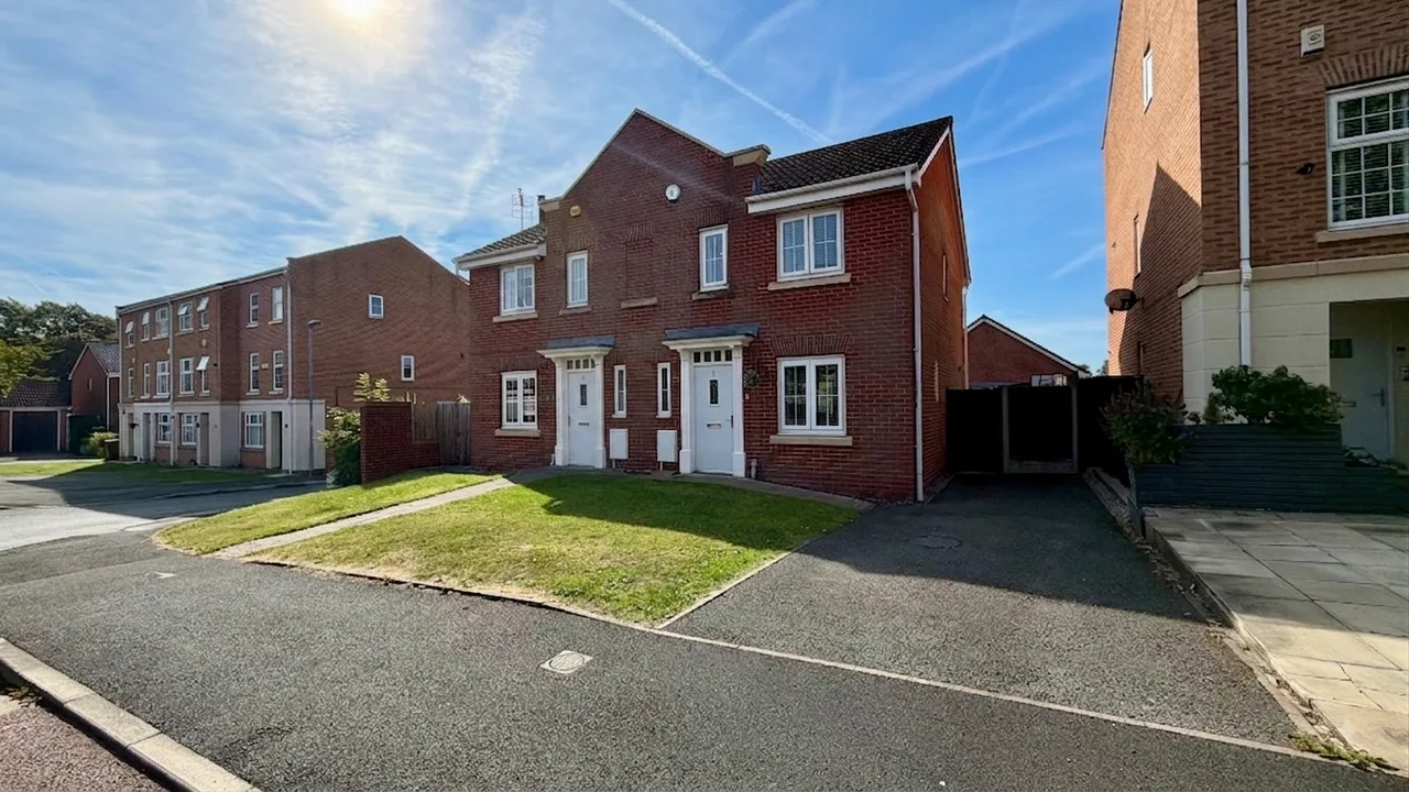 3 bed house for sale, Zorbit Mews, Hyde, SK14