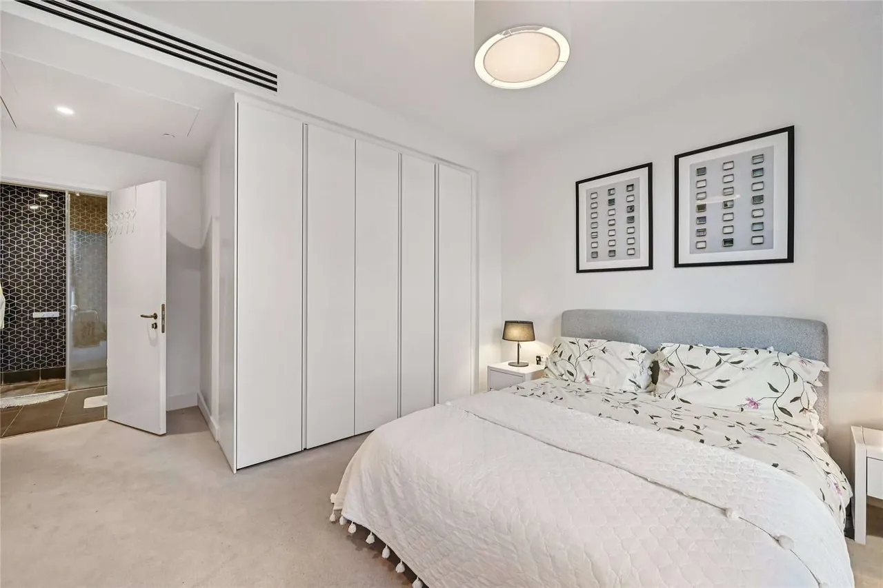 Wood Crescent, London, W12 7GN, photo 7
