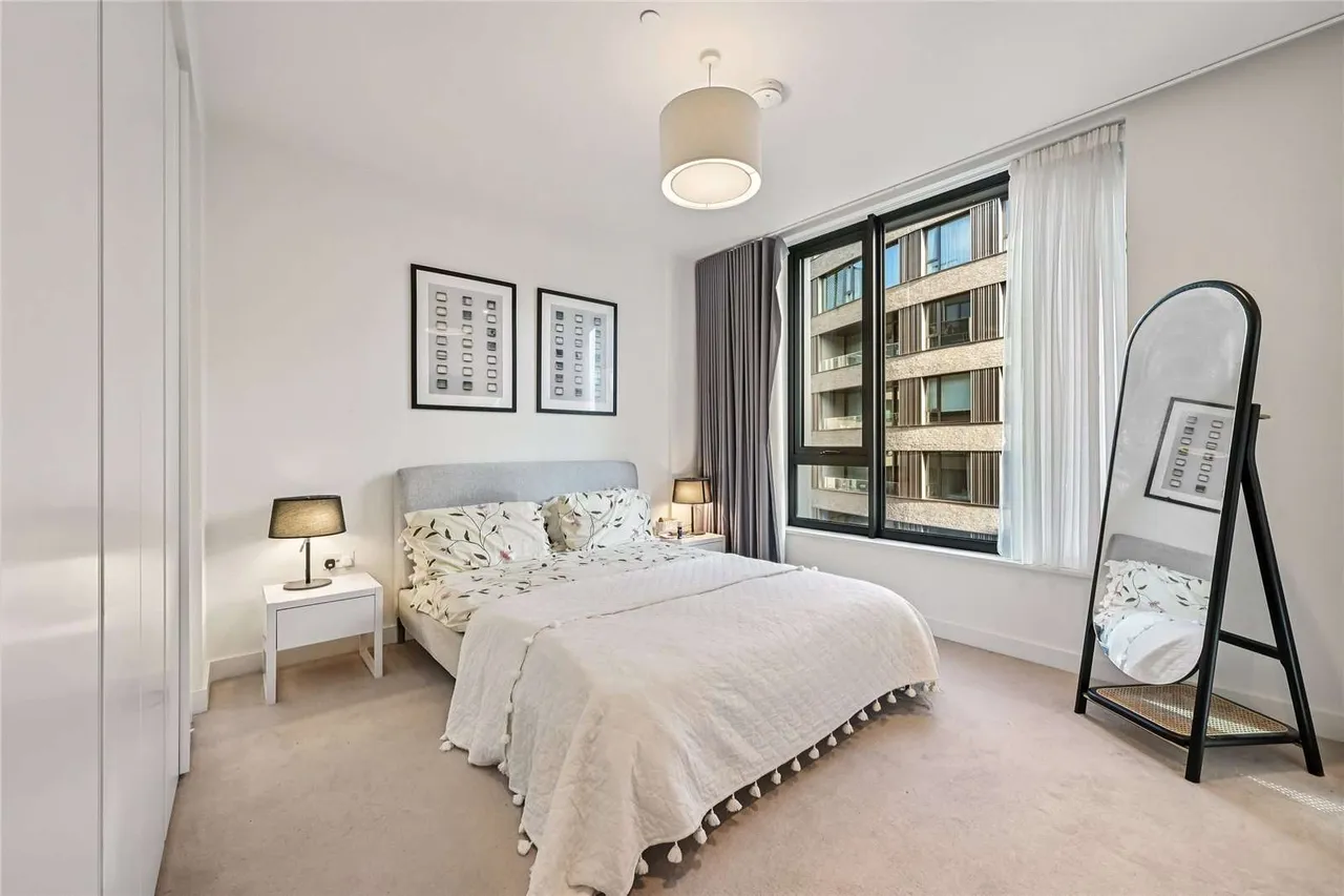 Wood Crescent, London, W12 7GN, photo 5