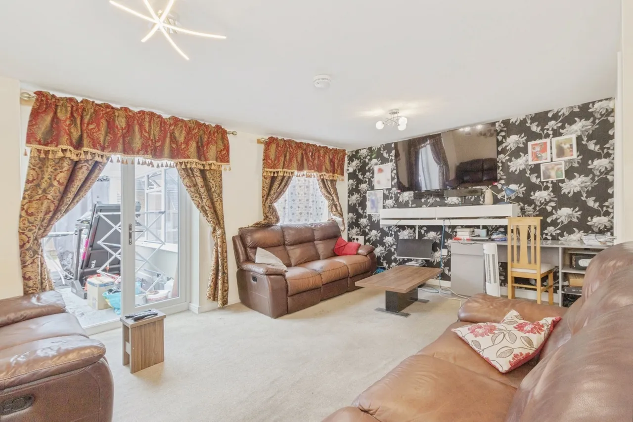 Lapwing Drive, Birstall, LE4, photo 4