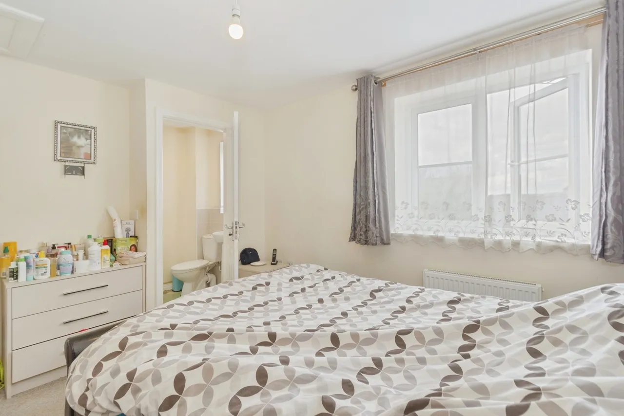 Lapwing Drive, Birstall, LE4, photo 11
