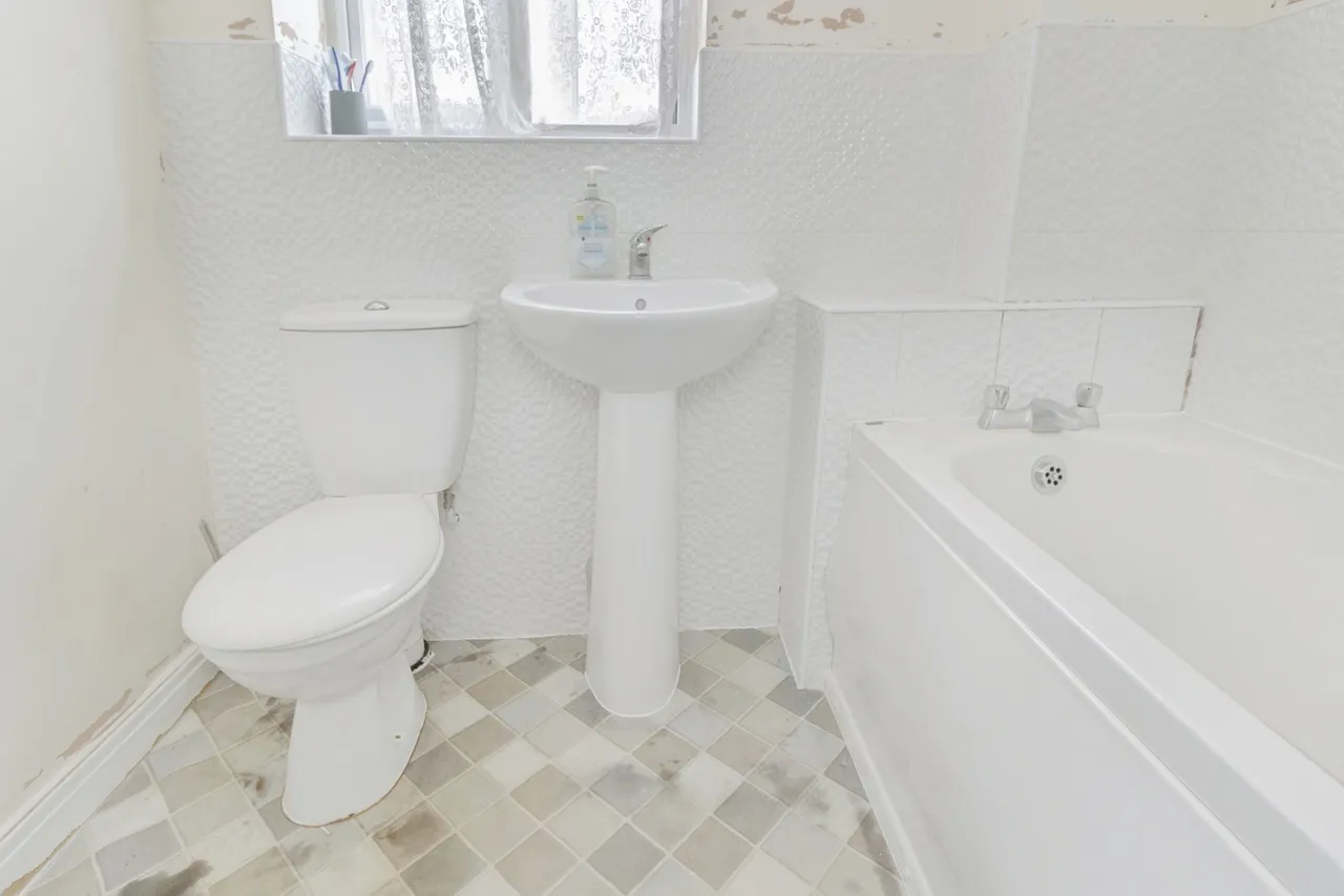 Lapwing Drive, Birstall, LE4, photo 10