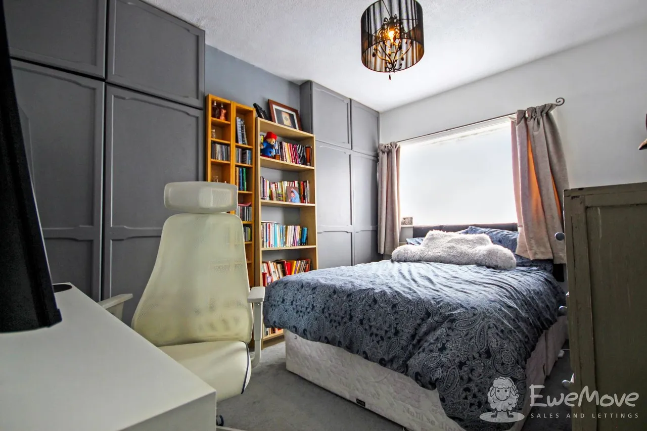 Park Avenue, Northfleet, DA11, photo 3