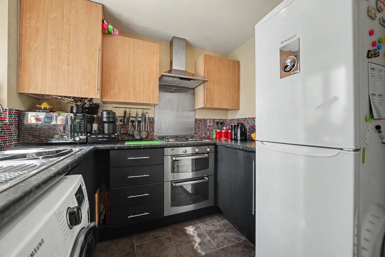 Lythalls Lane, Coventry, CV6, photo 2