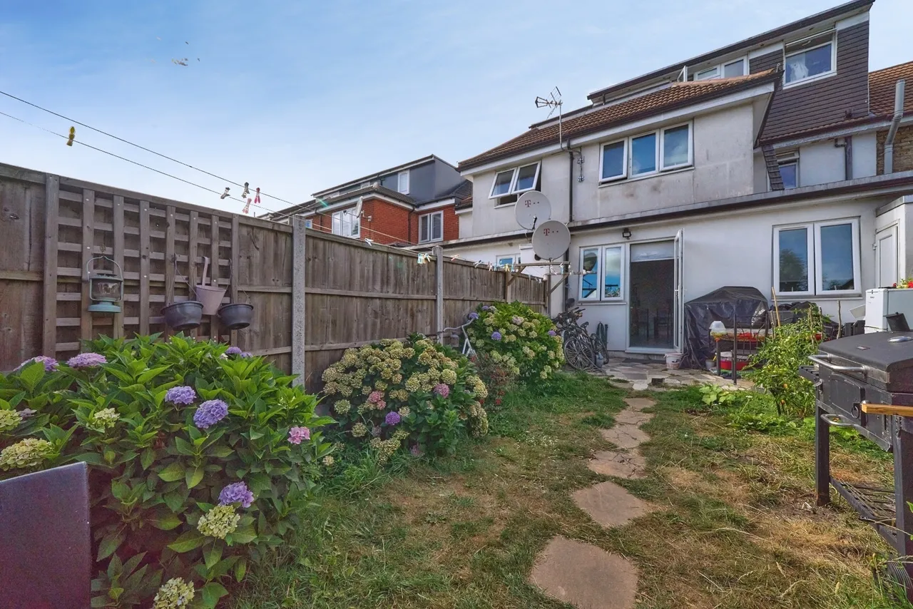 Kingsley Road, Ilford, IG6, photo 26