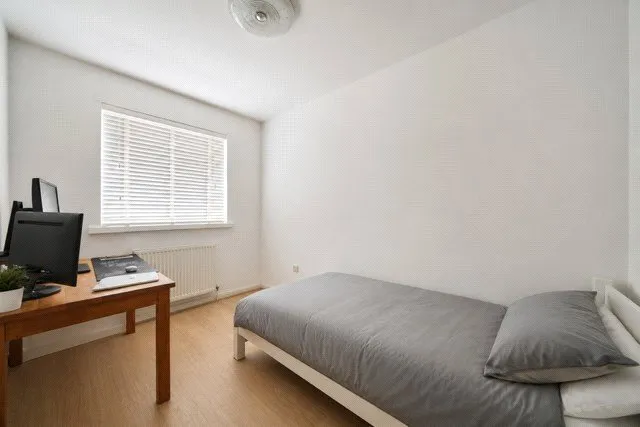 Croombs Road, London, E16, photo 13