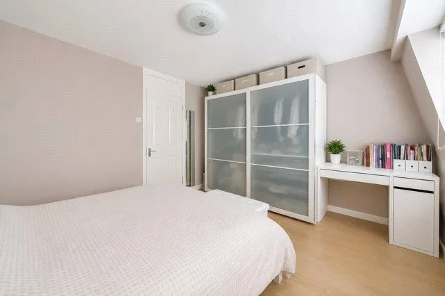 Croombs Road, London, E16, photo 11