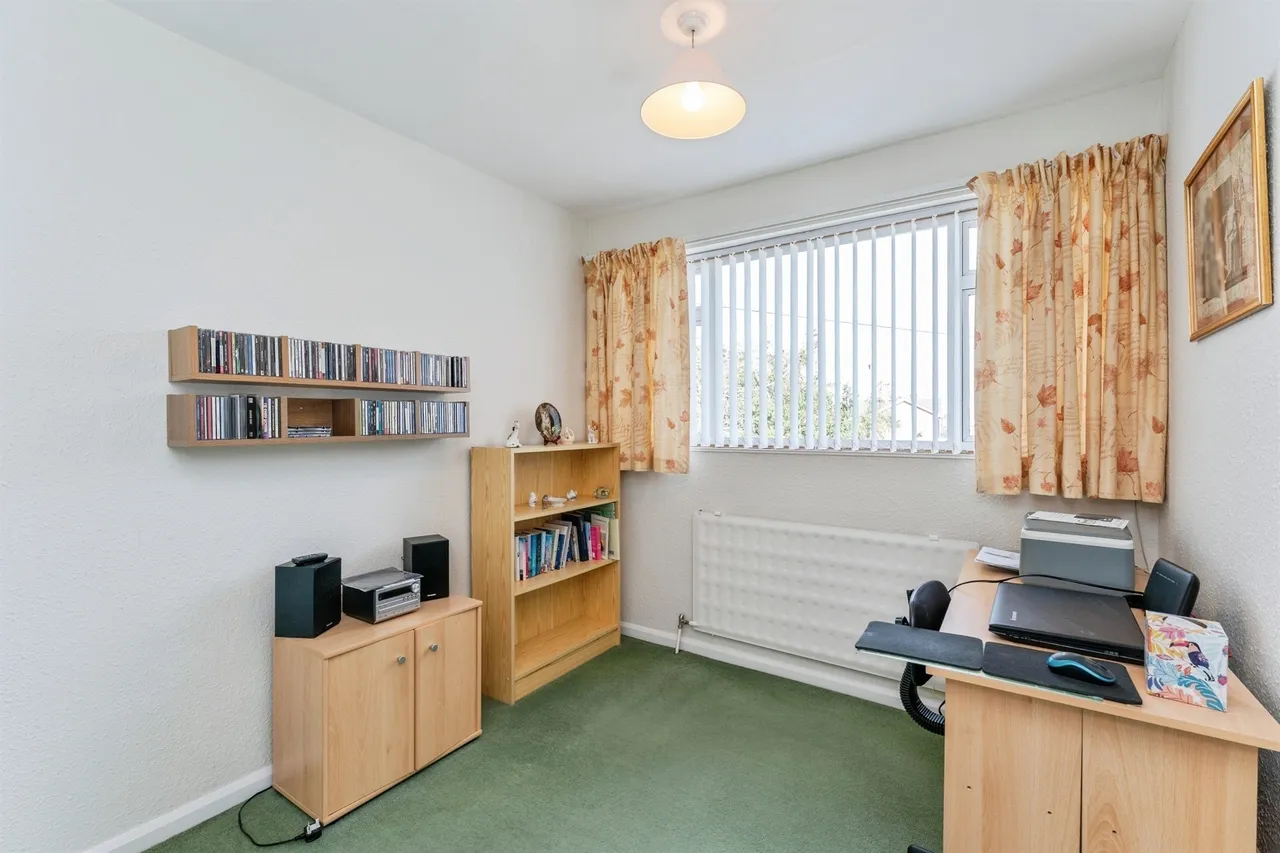 Saughall Road, Blacon, CH1, photo 14