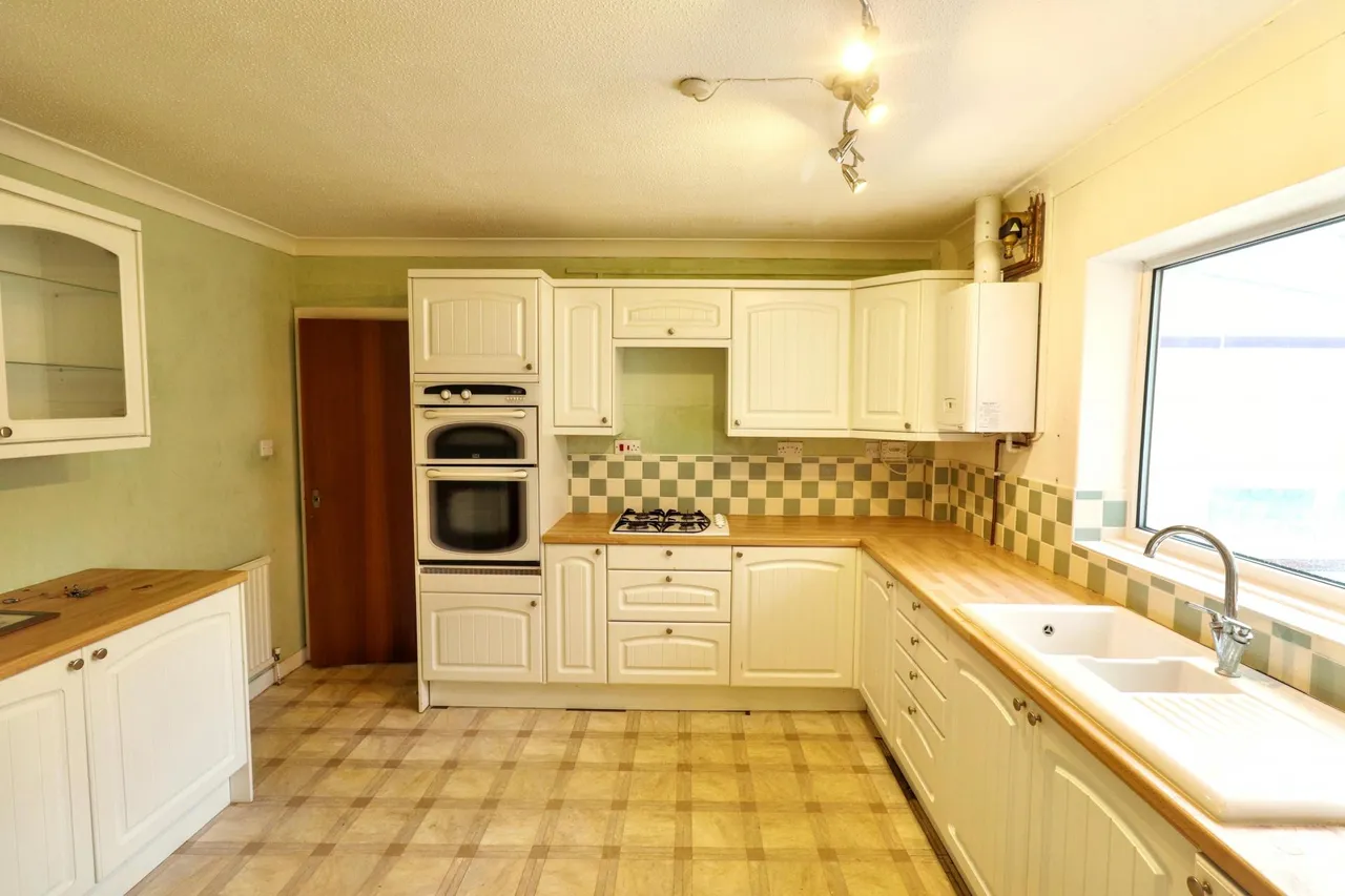 Mountbatten Avenue, Pinchbeck, PE11, photo 2