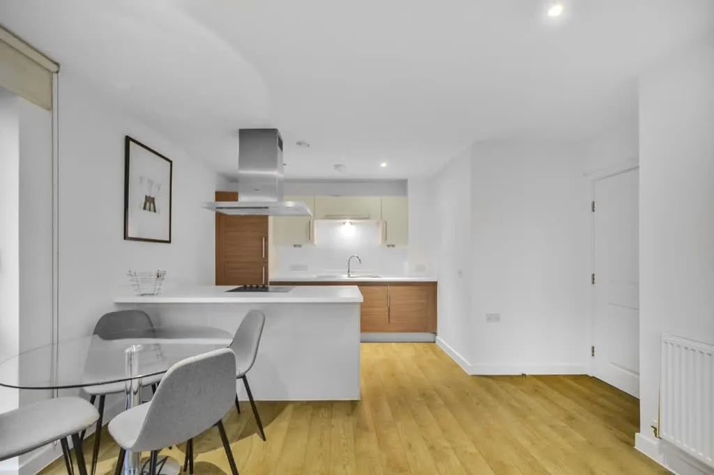 Upper North Street, E14, photo 5