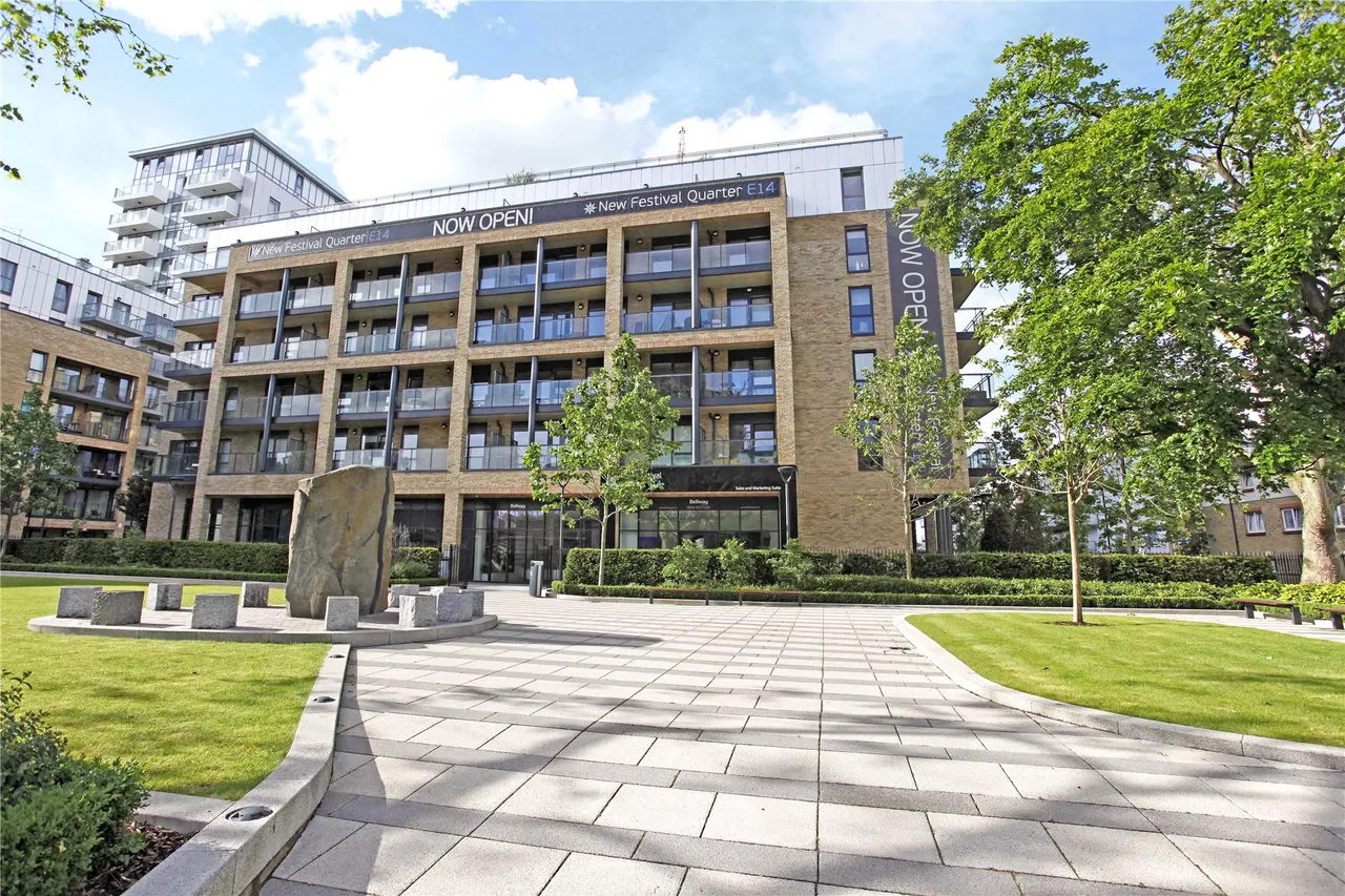 Upper North Street, E14, photo 20