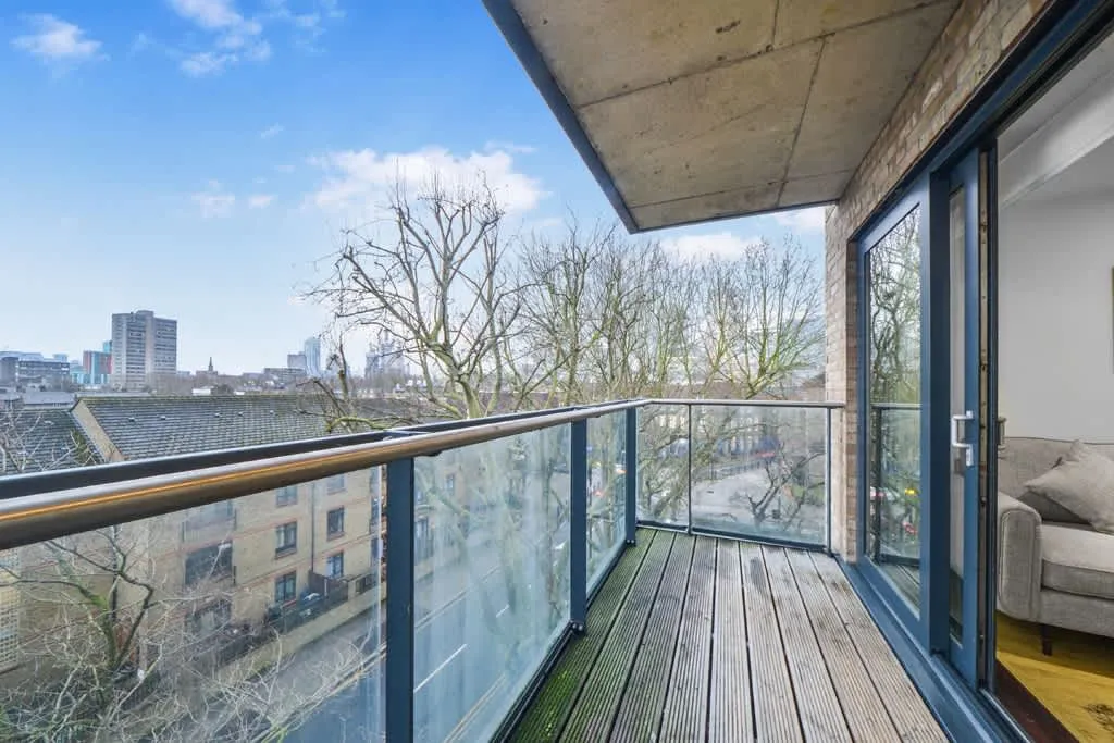 Upper North Street, E14, photo 17