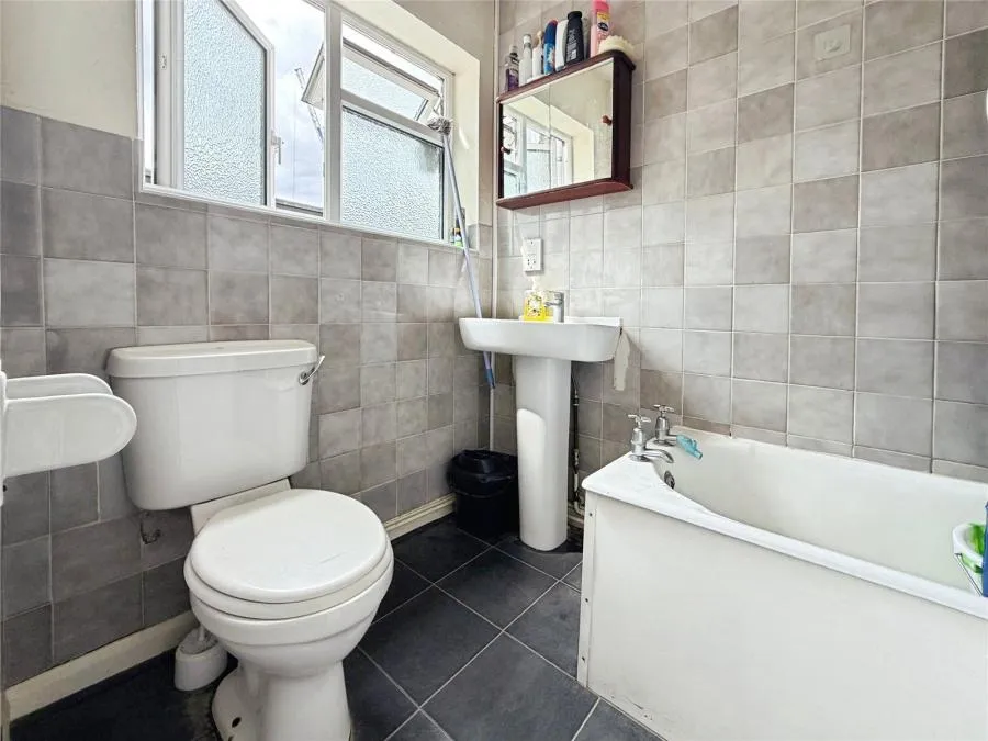 Otterfield Road, Yiewsley, UB7, photo 6