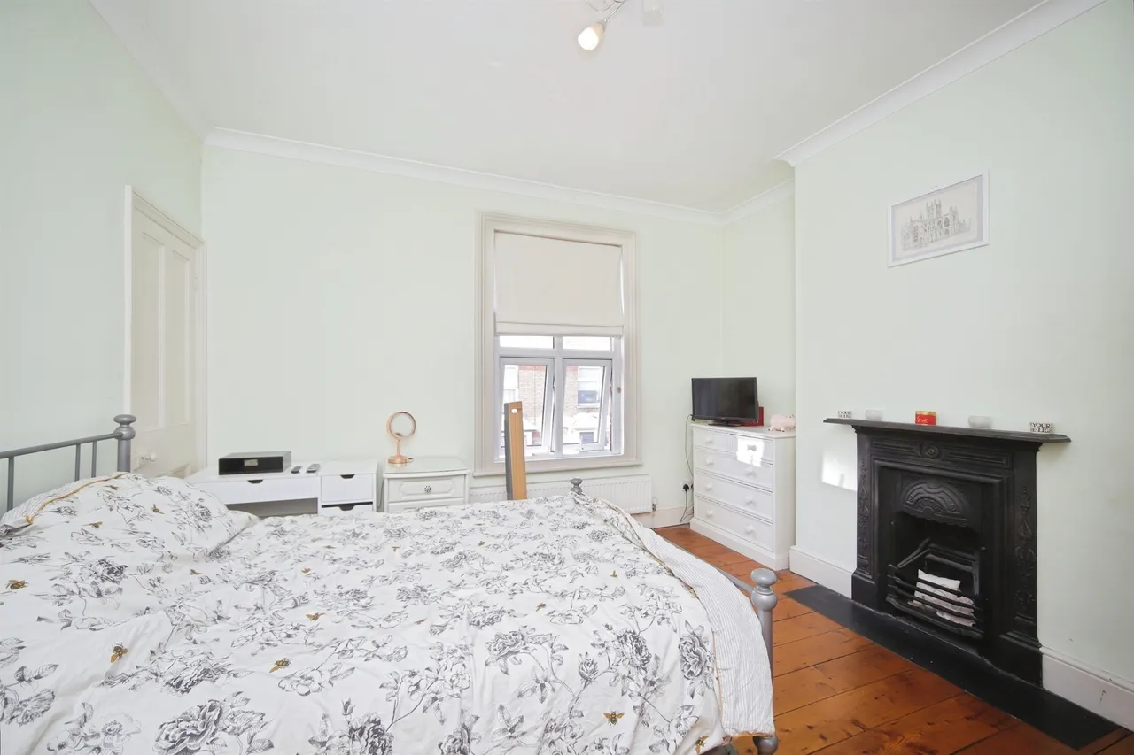 Gladstone Street, Taunton, photo 11
