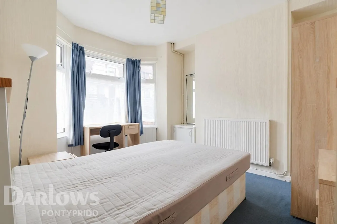 Kingsland Terrace, Pontypridd, photo 2