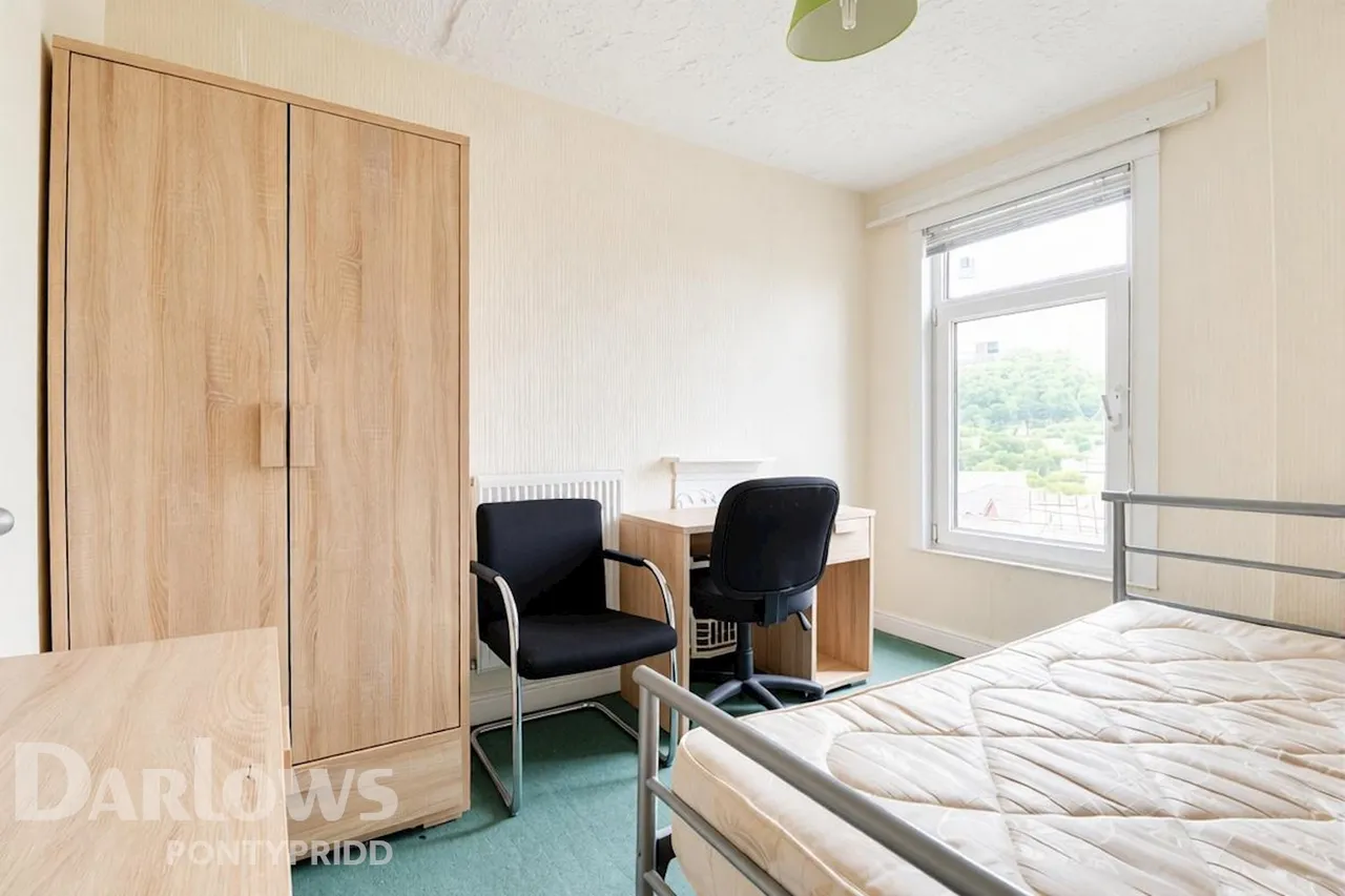Kingsland Terrace, Pontypridd, photo 11