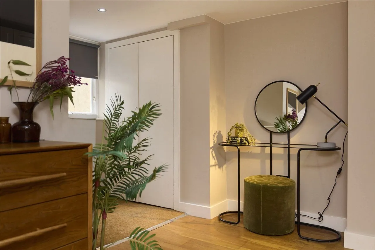 Mildenhall Road, London, E5, photo 13