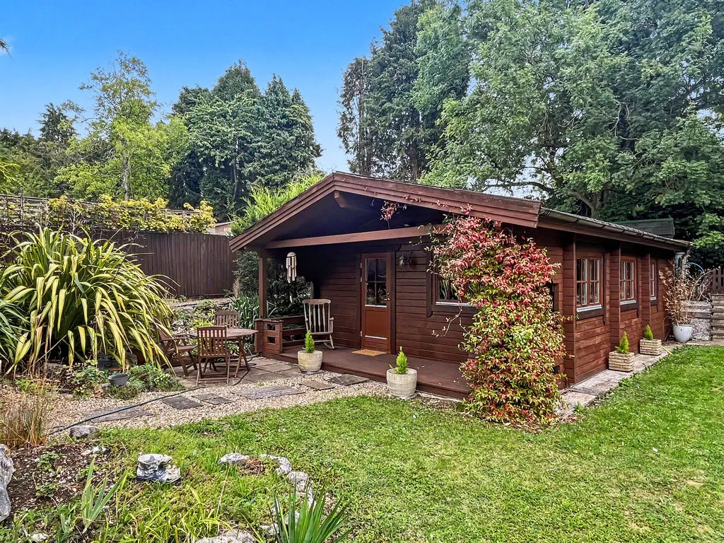 Hamilton Road, High Wycombe, HP13, photo 3