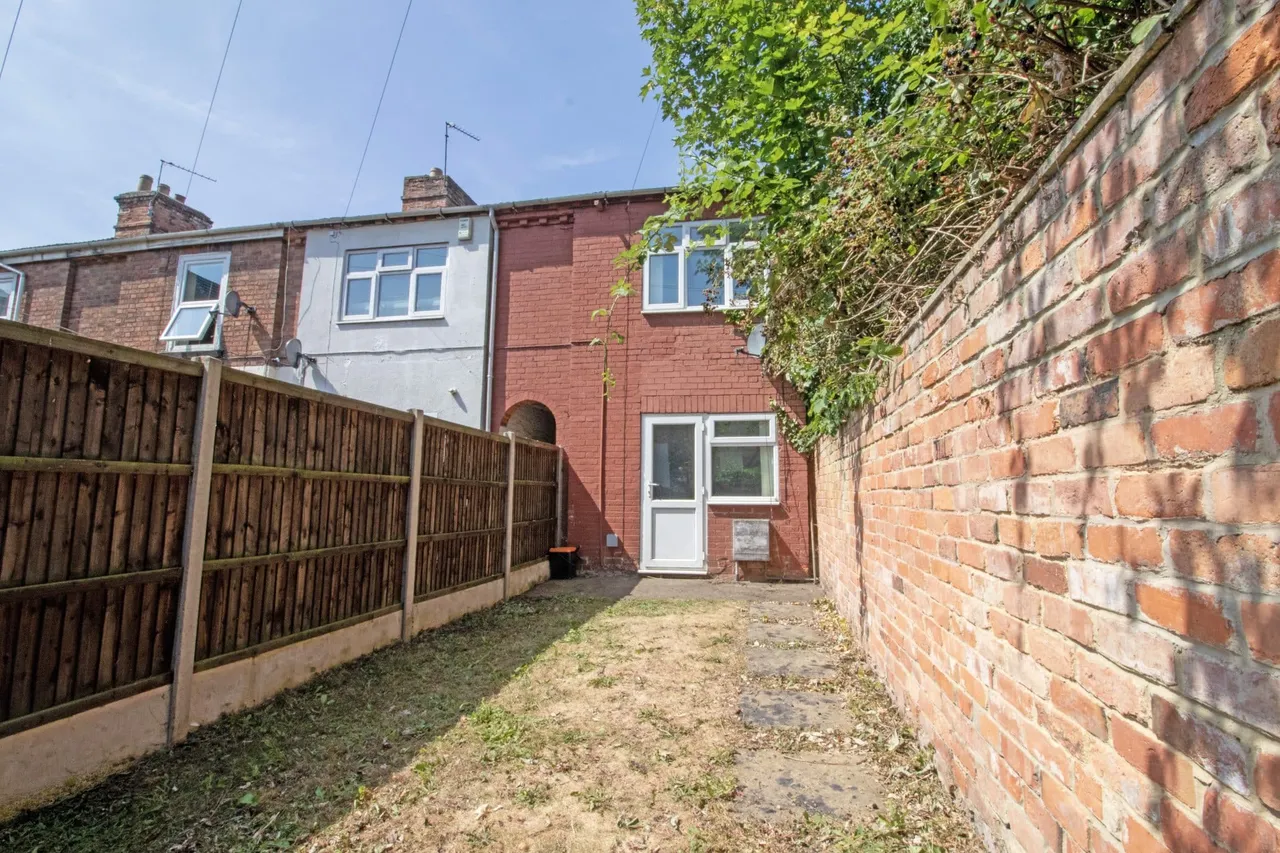 2 bed house for sale, Malpas Avenue, Gainsborough, DN21