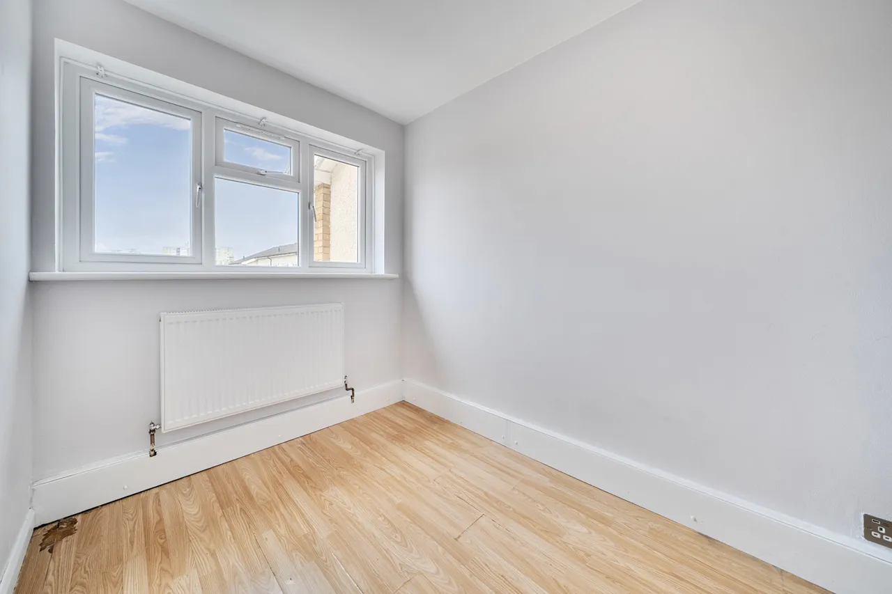 Radcliffe Way, Northolt, UB5, photo 8