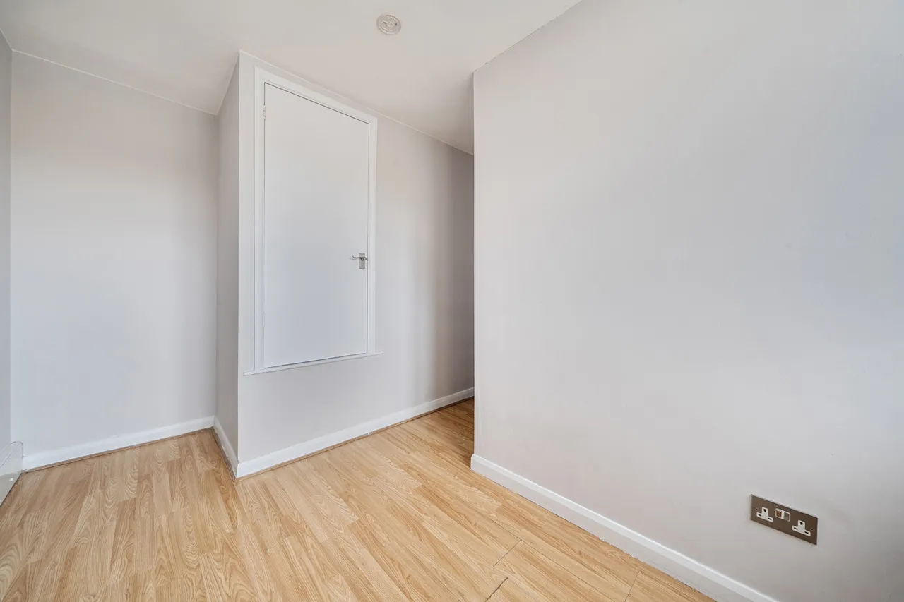Radcliffe Way, Northolt, UB5, photo 7