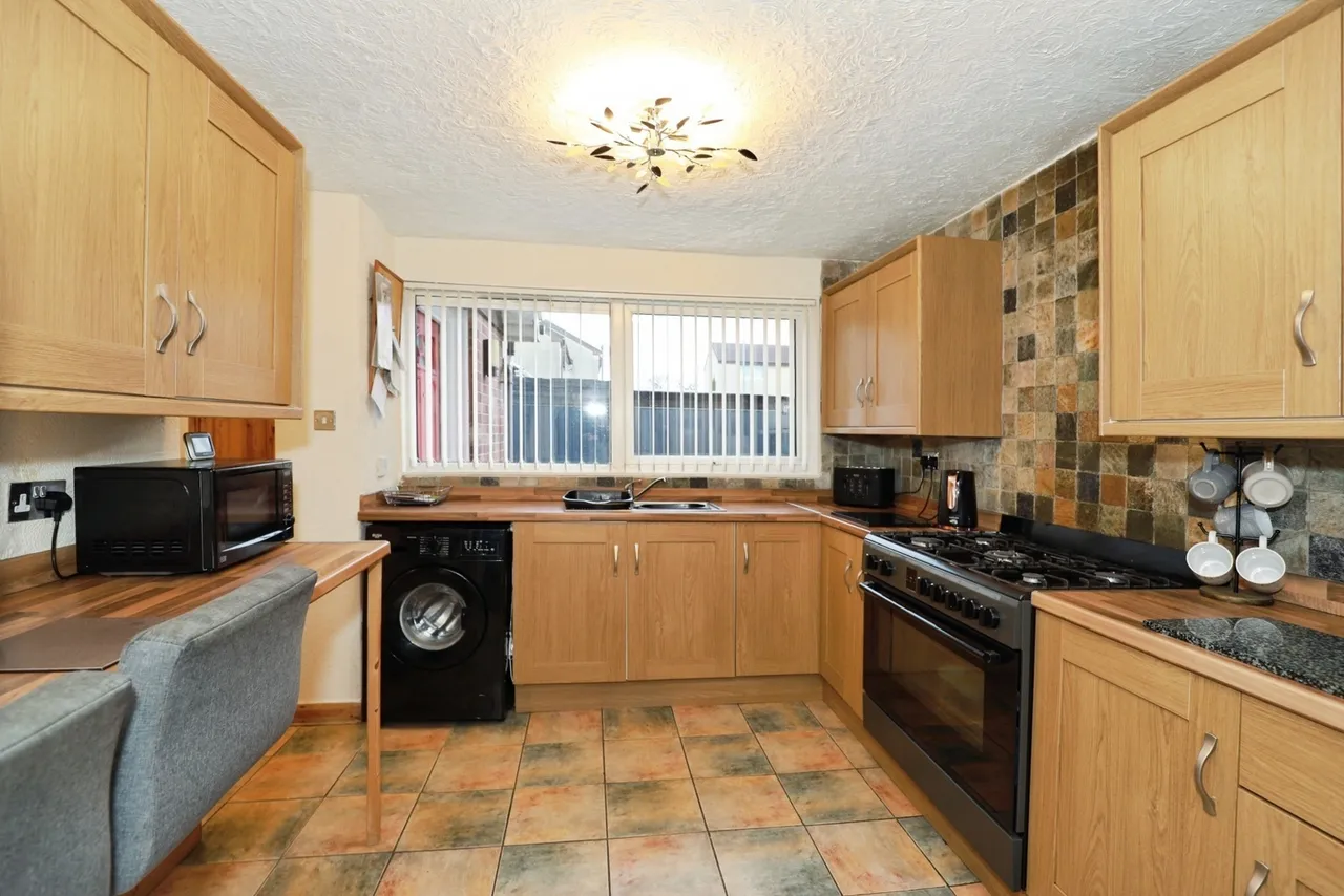 Bentley Grove, Winsford, Cheshire, CW7, photo 4