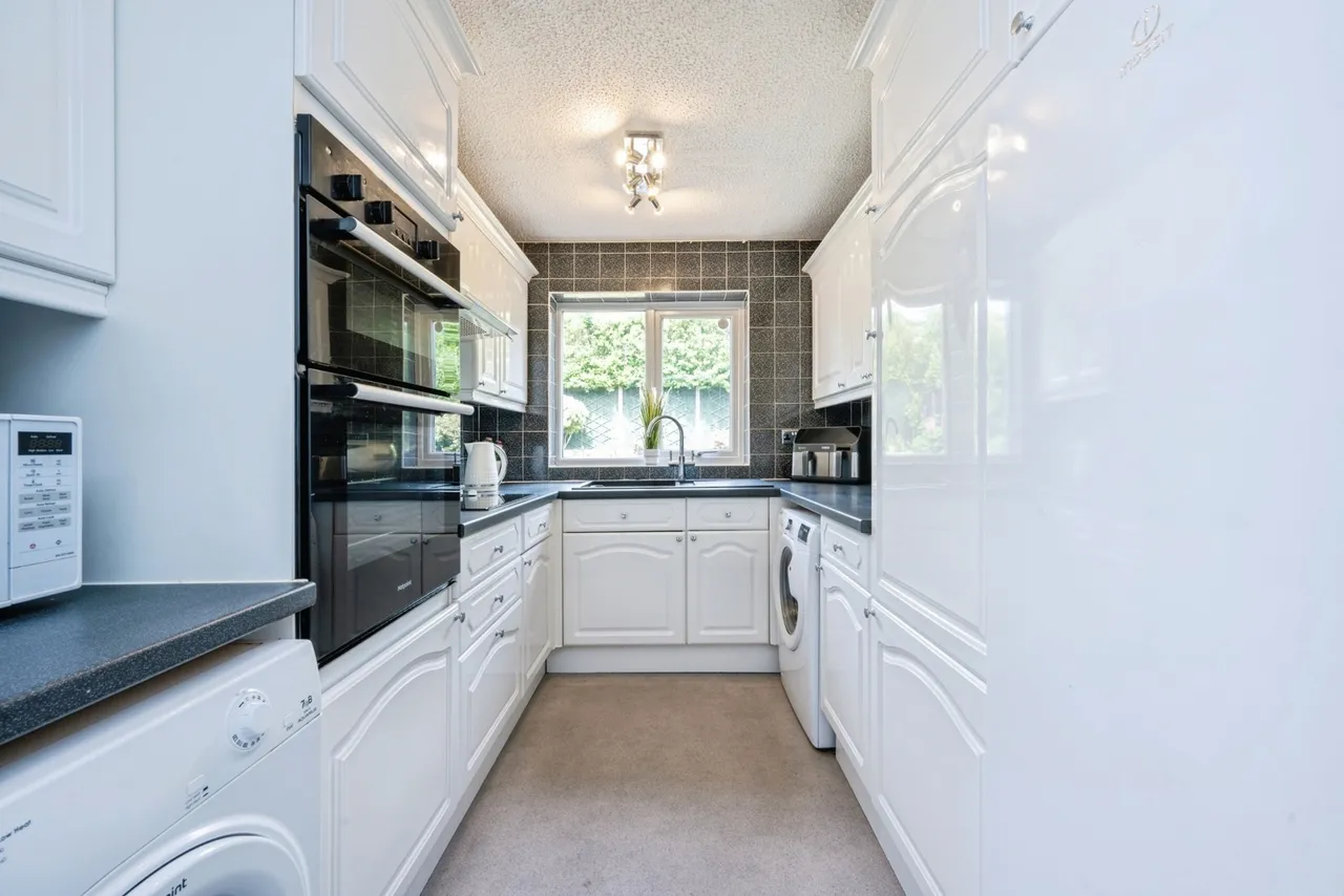 Manor Farm Way, Sharnbrook, Bedford, Bedfordshire, MK44, photo 5