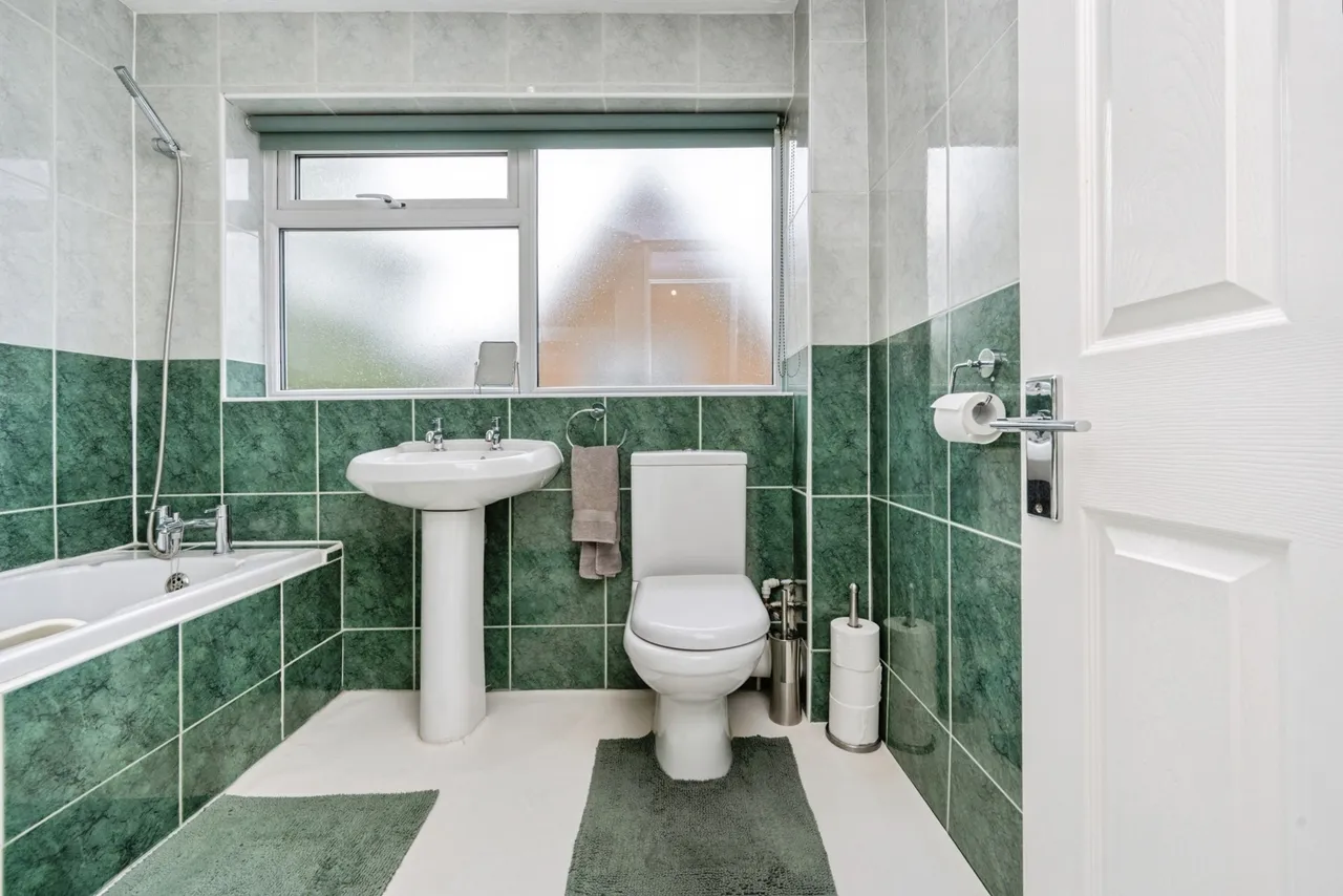 Manor Farm Way, Sharnbrook, Bedford, Bedfordshire, MK44, photo 16