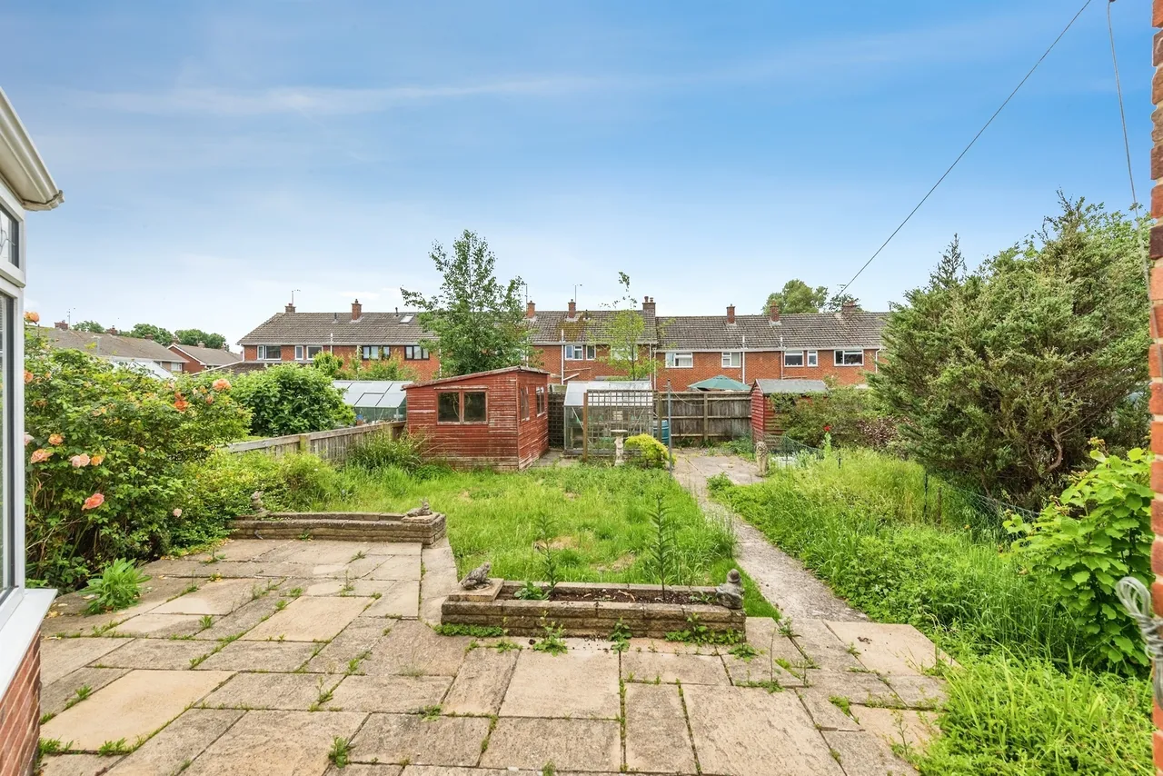 Weedon Road, Swindon, SN3, photo 14