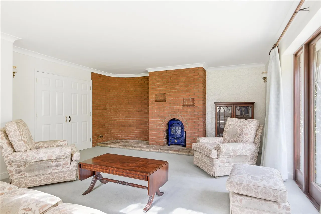 Low Street, Hoxne, IP21, photo 4