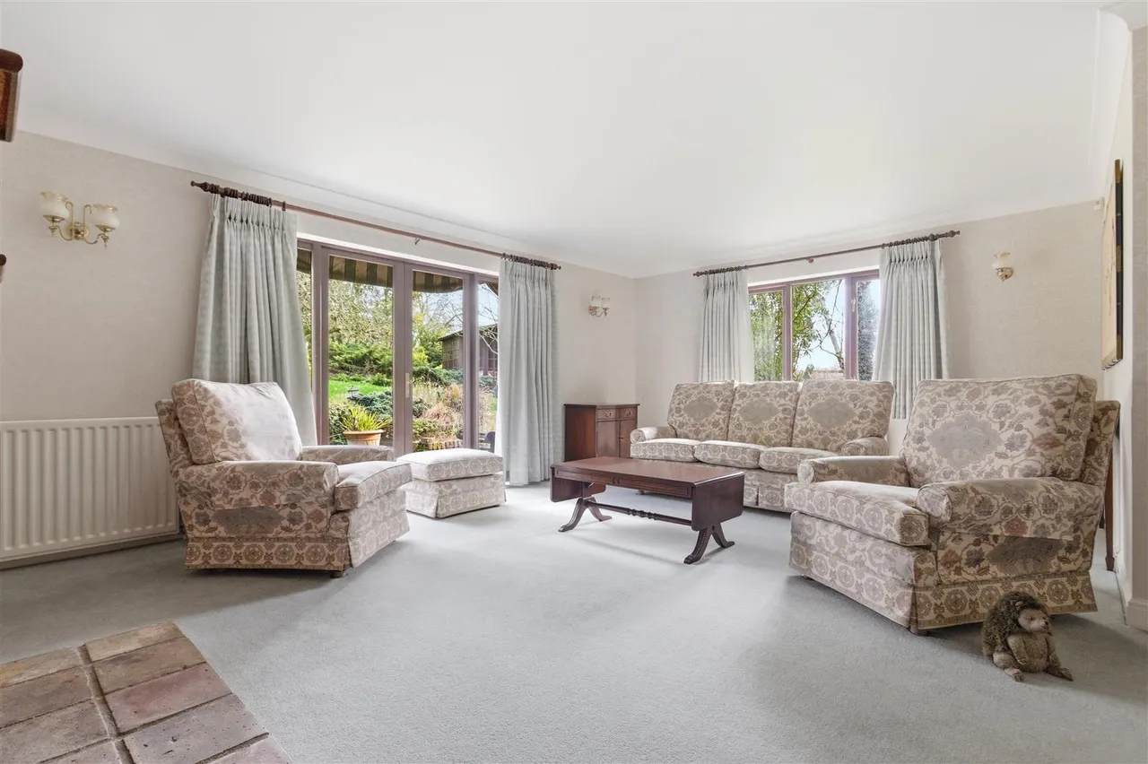Low Street, Hoxne, IP21, photo 3