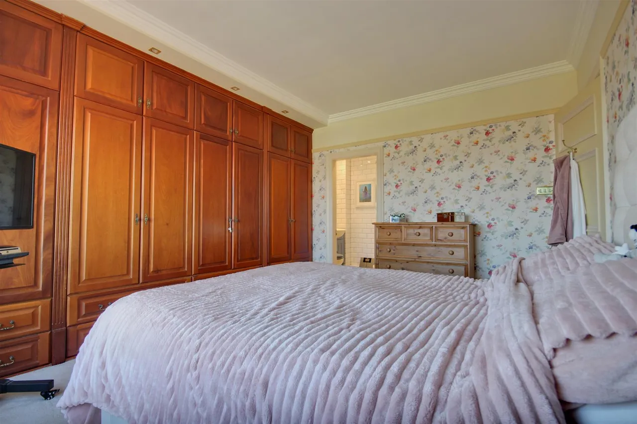 Kingston Road, Willerby, Hull, photo 9