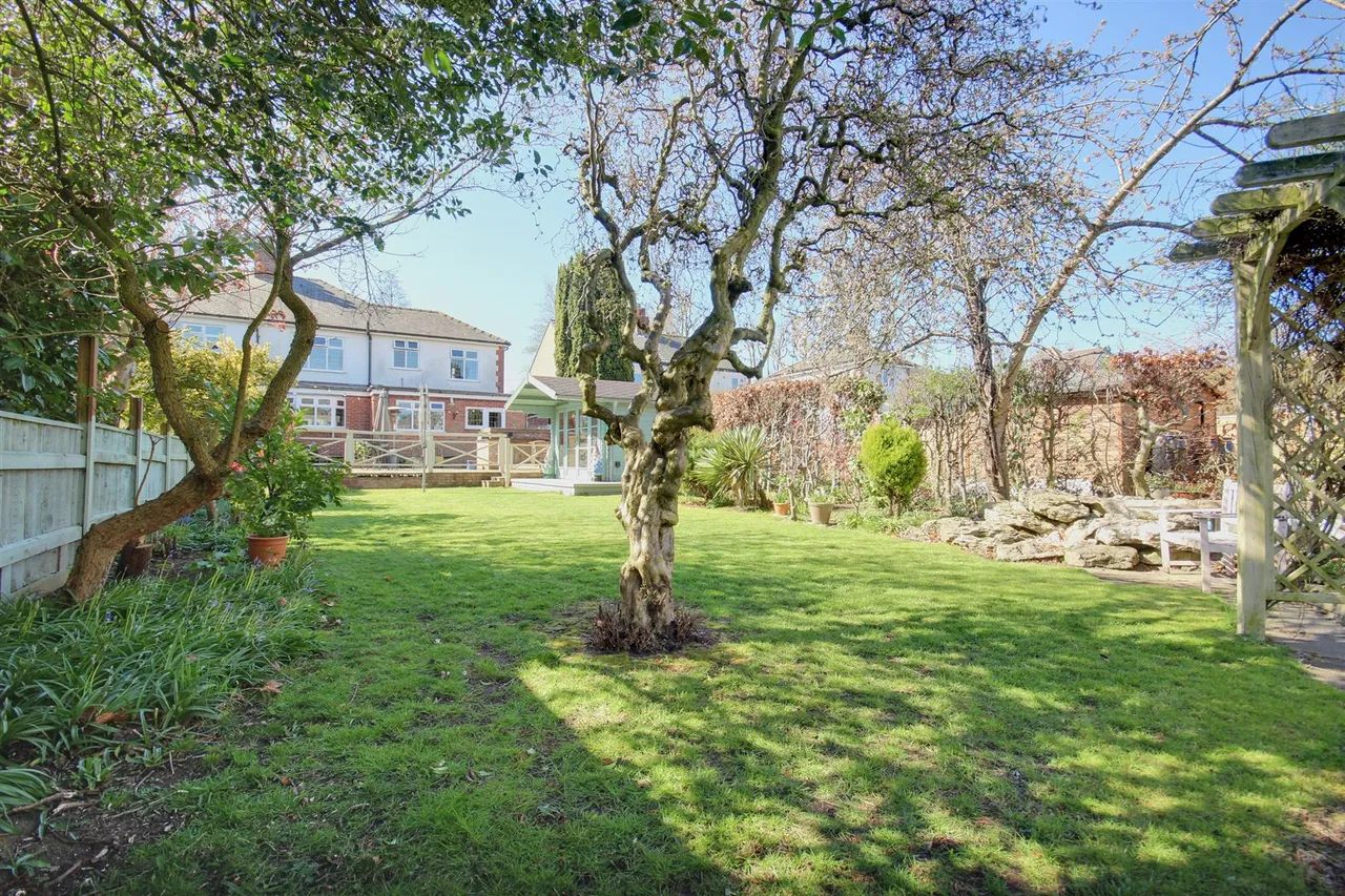 Kingston Road, Willerby, Hull, photo 8