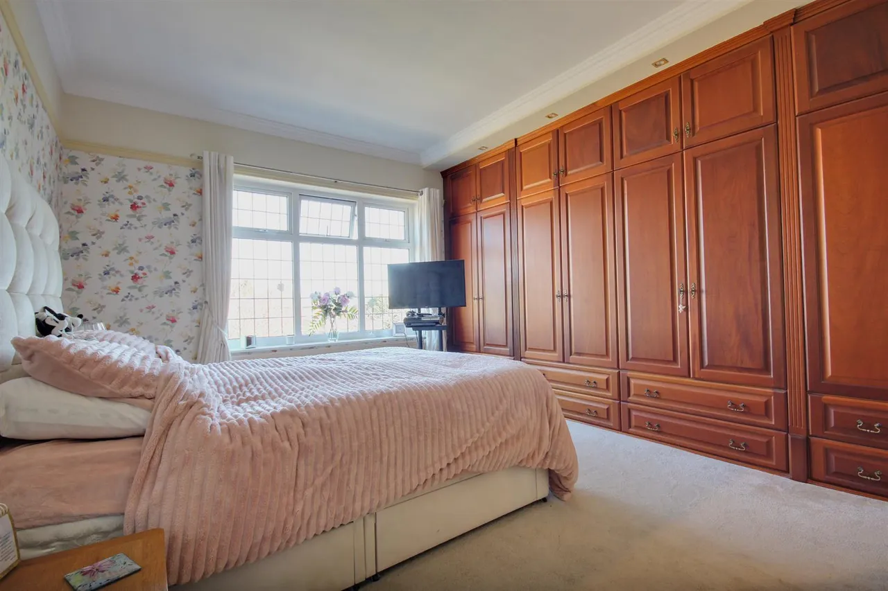 Kingston Road, Willerby, Hull, photo 23