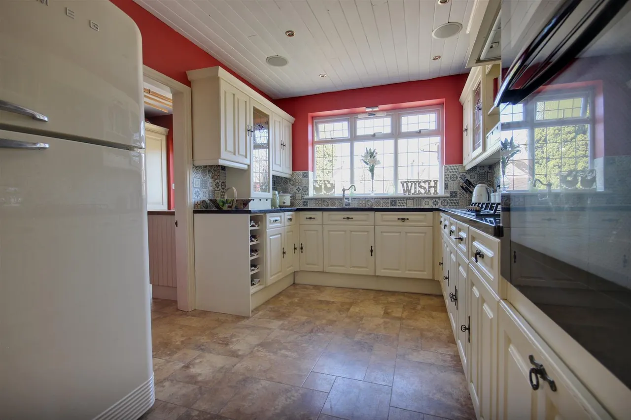 Kingston Road, Willerby, Hull, photo 3
