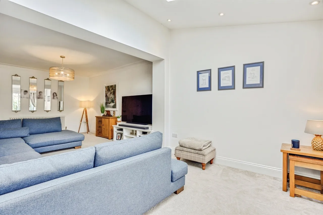 Kingsway, OSSETT, photo 6