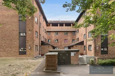 Campion Close, Croydon, photo 13