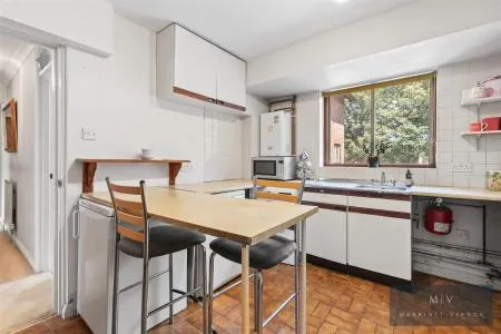 Campion Close, Croydon, photo 10