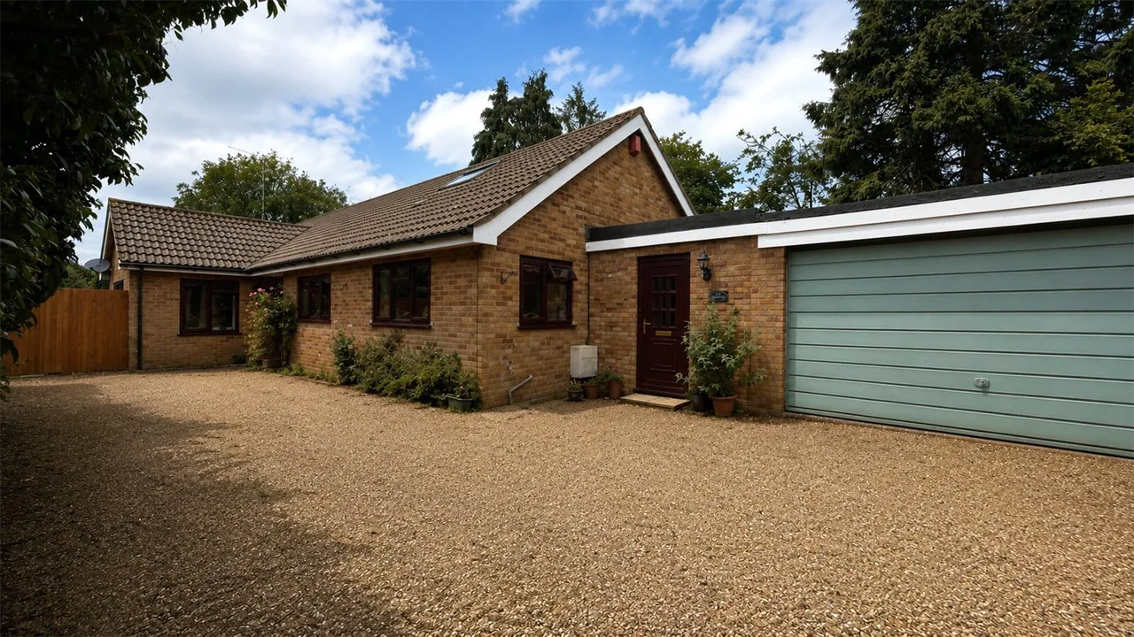 4 bed house for sale — Tunstead Road, Hoveton, Norwich, Norfolk, NR12