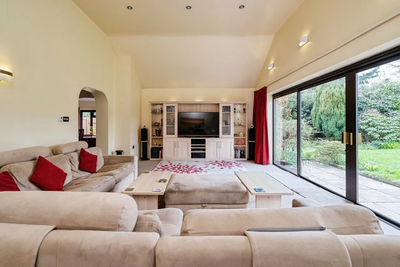 Tunstead Road, Hoveton, Norwich, Norfolk, NR12, photo 23