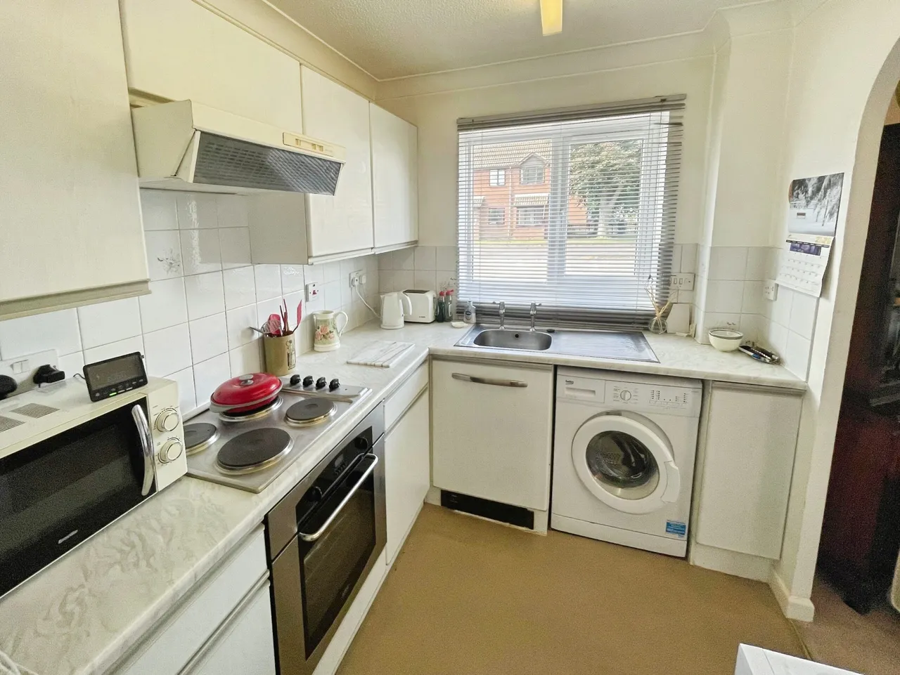 Flat 2, Kingsvale Court Pittard Road, Basingstoke, Basingstoke, RG21 8UF, photo 5
