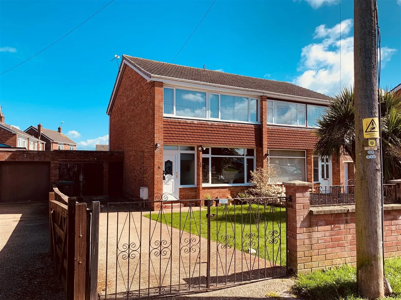 3 bed house for sale — Baymead Lane North Petherton, Bridgwater TA6 6QD