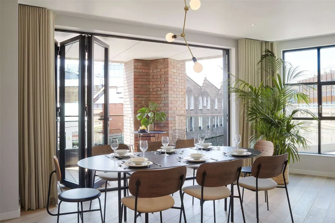 Water Lane, Camden, London, NW1 8NZ, photo 2